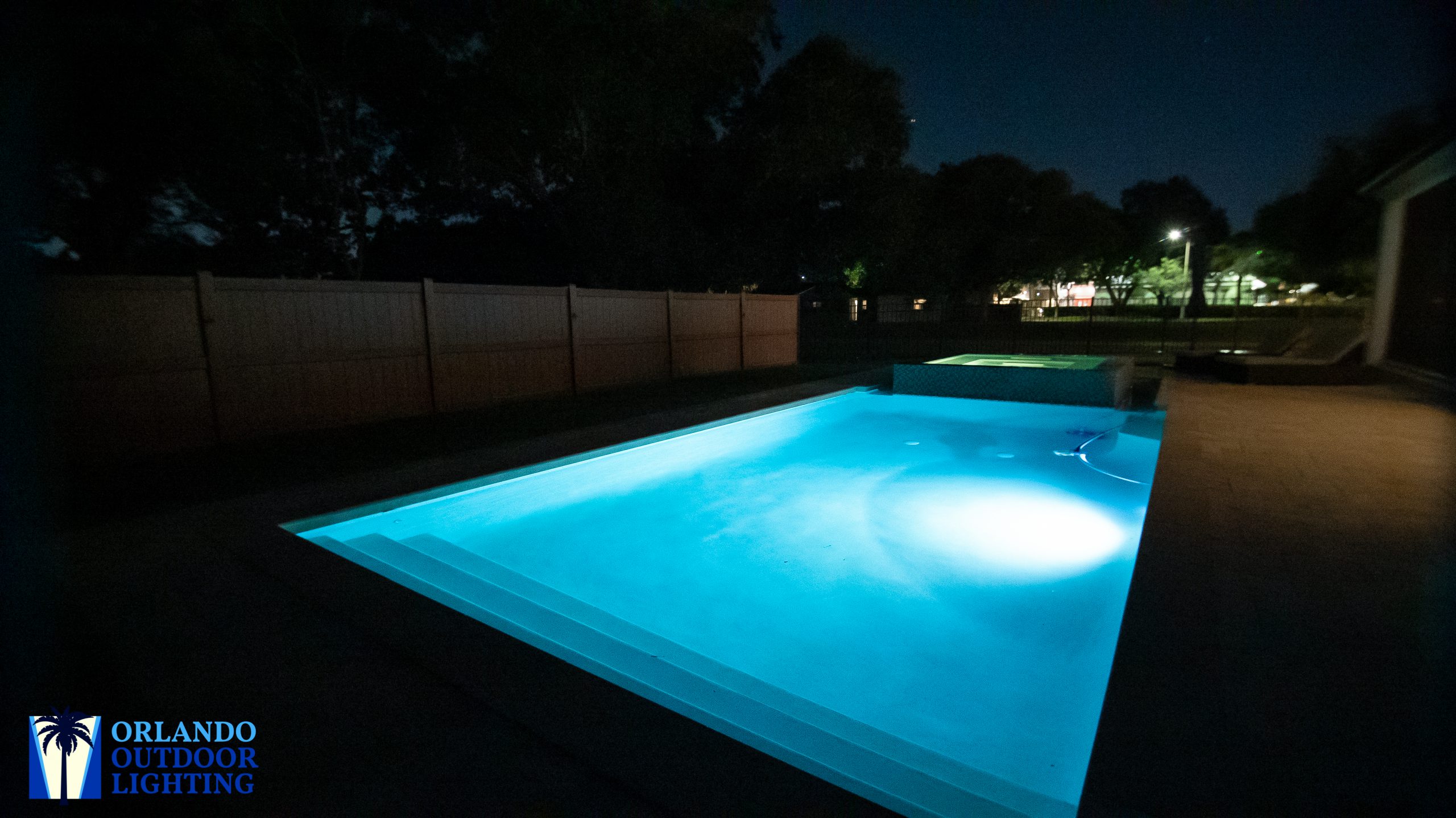 Deck and fence lighting off